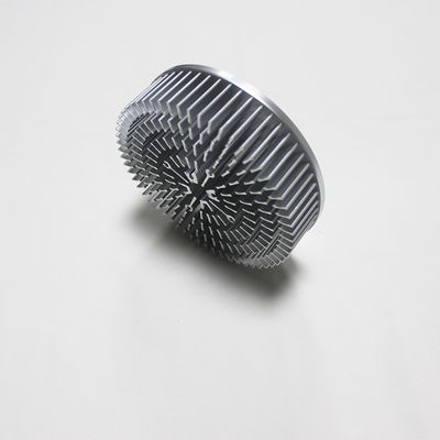 Теплоотвод ребра Pin AL1070 подгонял зону тепловыделения с выходом из прессформы